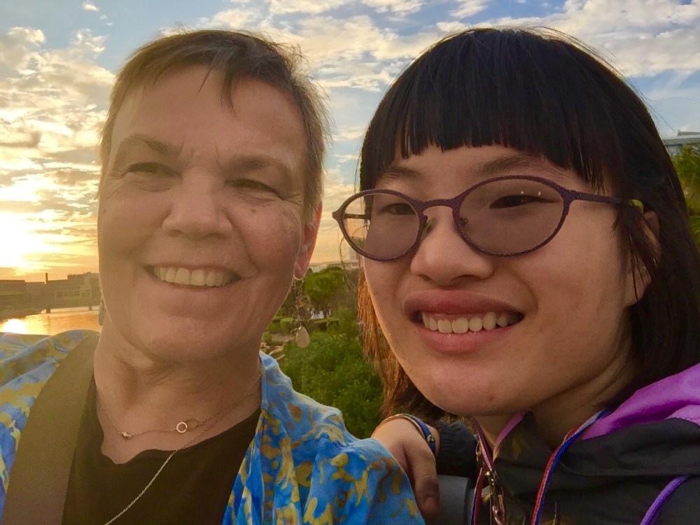 10224355-D2DE-4C04-9A82-A298567BAE98